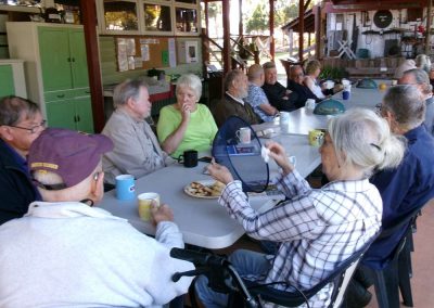 volunteers meeting